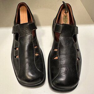 Kumfs Mary Jane’s leather from New Zealand